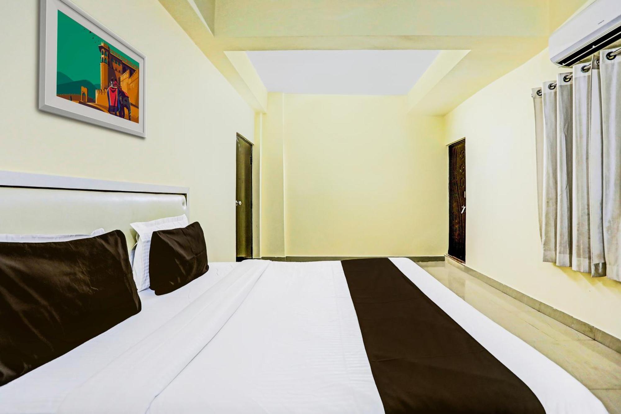 Super Hotel O Hyderabad Gate Iit Bhu Kakarmatha Exterior foto
